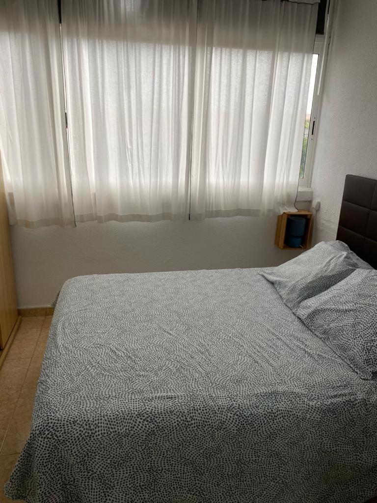 Habitación Sol en Apartmento Compartido Vecindario  Exterior foto
